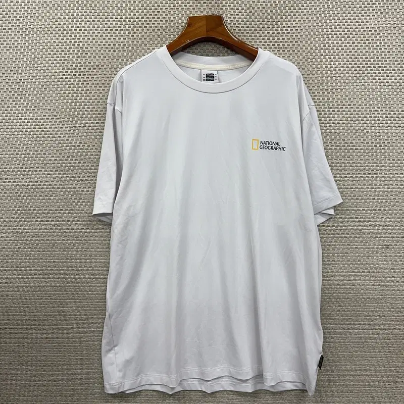 내셔널지오그래픽 반팔티 XL D09560