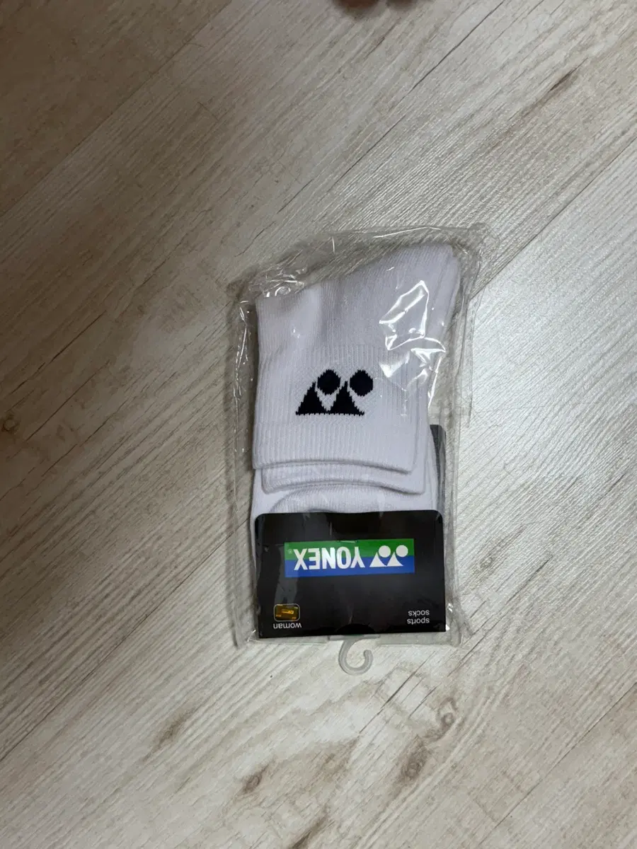 요넥스 여성 스포츠 양말 화이트