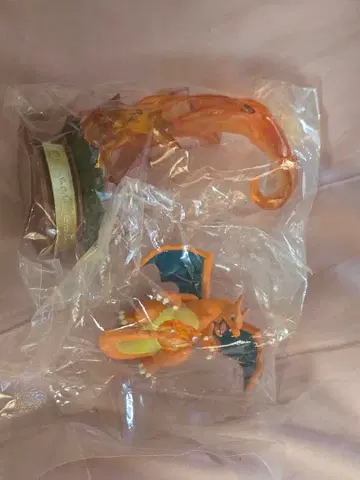 포켓몬 리자몽 피규어