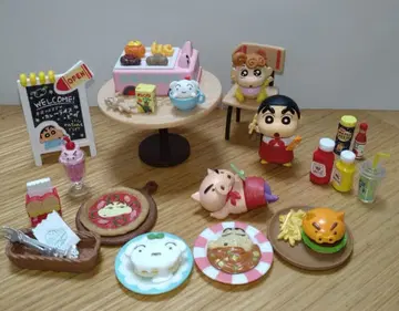 짱구는 못말려(크레용 신짱) 리멘트 크레용 카페 피규어