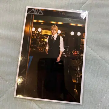 M!LK 시오자키 타이치 브로마이드
