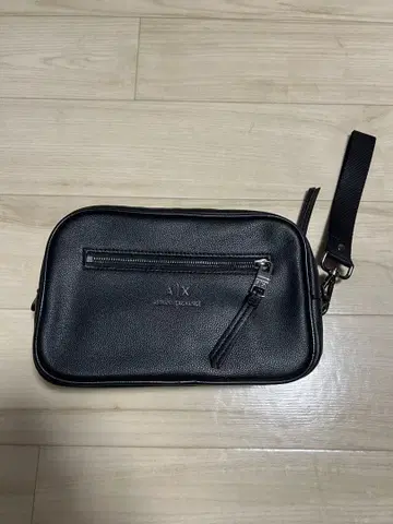 아르마니 익스체인지 AX 클러치백 세컨드 백