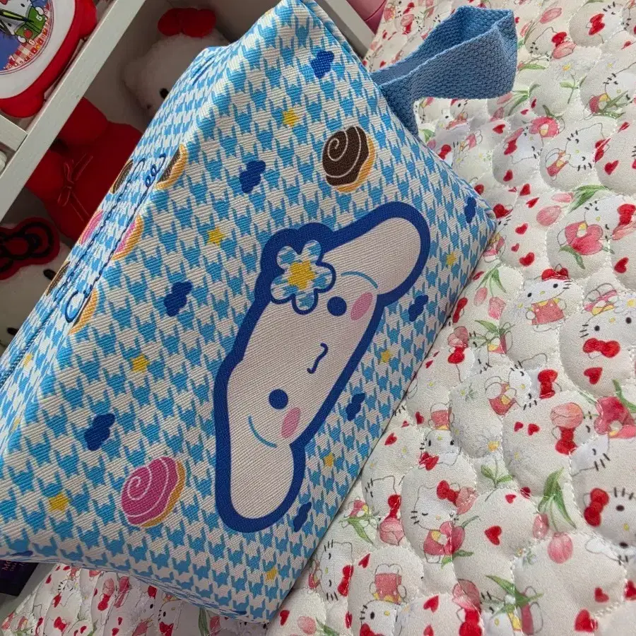 카오하나 시나모롤 코팅 빅파우치