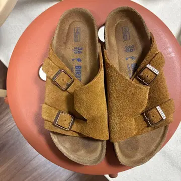 BIRKENSTOCK 샌들
