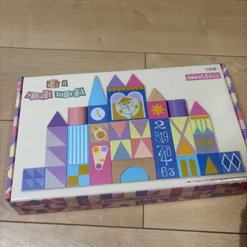 디즈니랜드 잇츠어스몰월드 나무 블록
