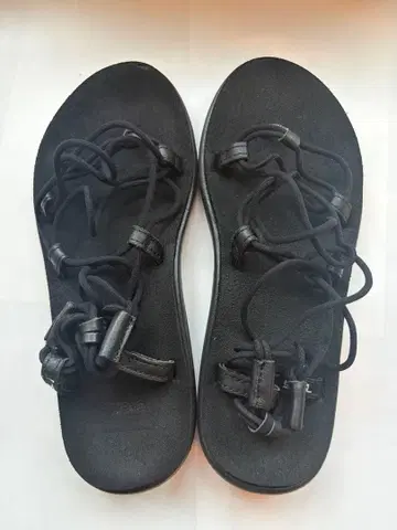 Teva 스포츠 샌들 블랙 24cm