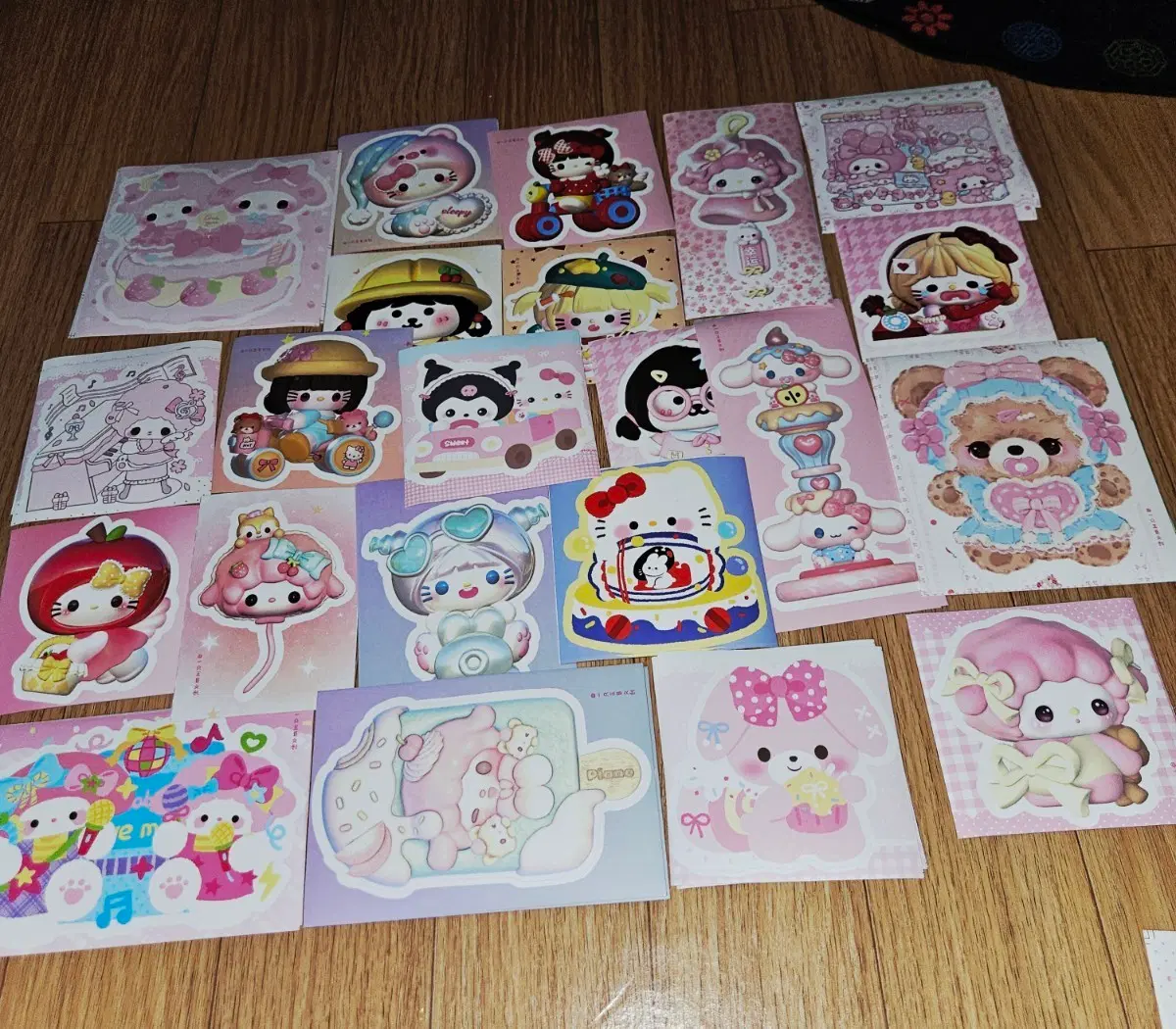 해외산리오스티커 100장(10000원(