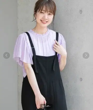 써니라벨 반팔 2WAY 도트 도비 개더 블라우스