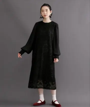 [ merlot plus ] 플리츠 쓰리 퍼프 슬리브 레이스 원피스 전체 레이스 퍼프 슬리브