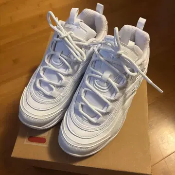 FILA 스니커즈 화이트