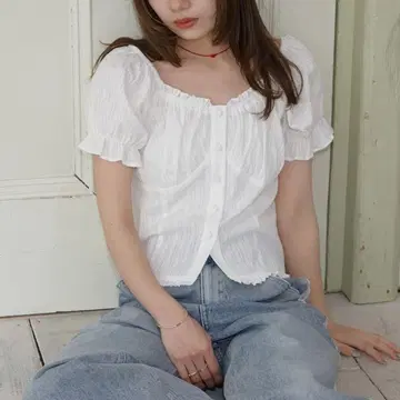 DISCOAT [ umm. ] 프릴 반팔 블라우스