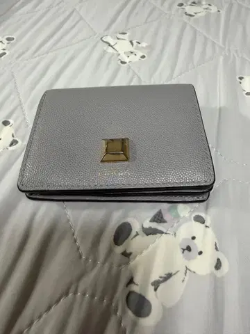 [ 하자품 FURLA ] 훌라 가죽 이단 접이식 미니 지갑 그레이 컴팩트
