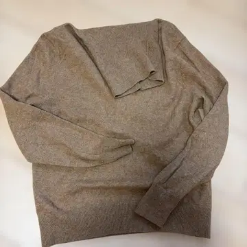 UNIQLO 캐시미어 하이넥