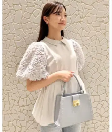 셀포드 카라 부착 블라우스 36