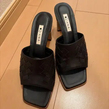 다이애나 샌들