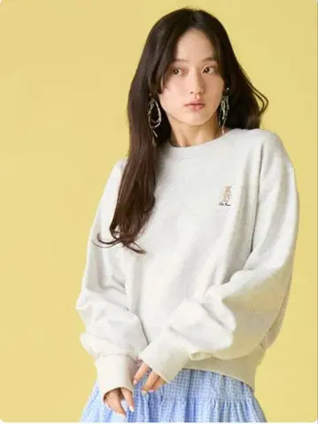 릴리 브라운 LilyBear 러브레터 모티브 맨투맨 CGRY