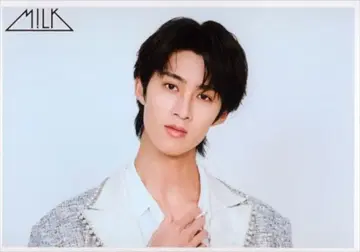 M!LK 63번째 잔 소노 슌타 브로마이드 7