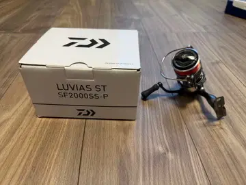 미사용 새상품 다이와 24 LUVIAS ST SF2000SS-P 본체
