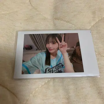 사쿠라이 유이 프린트 폴라로이드 유니폼 의상