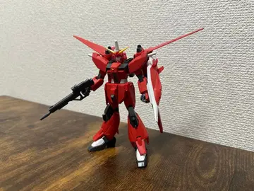 HG 1/144 세이버 건담