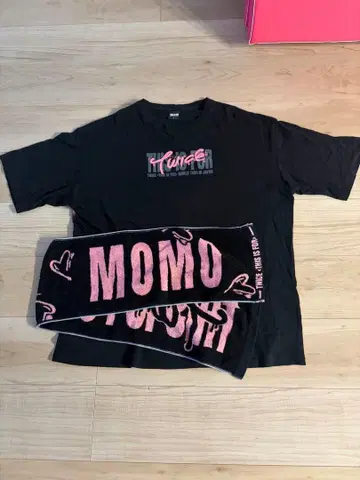TWICE THIS IS FOR 티셔츠 타월 세트 MOMO