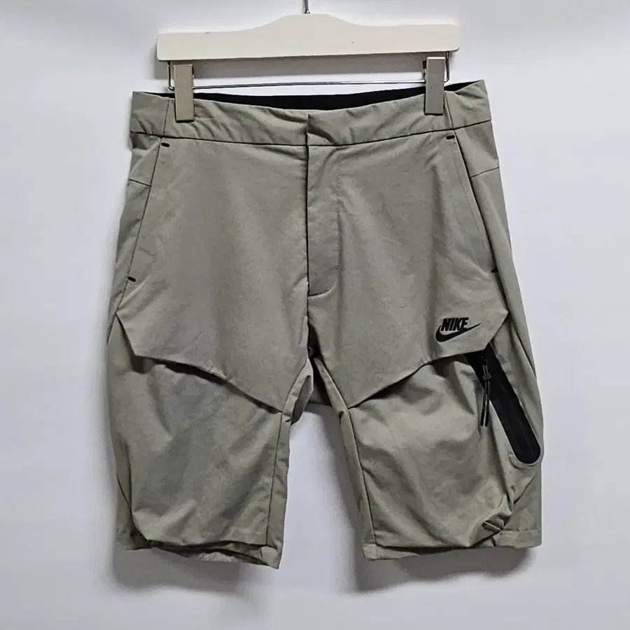 나이키 테크팩 우븐 반바지 M 30