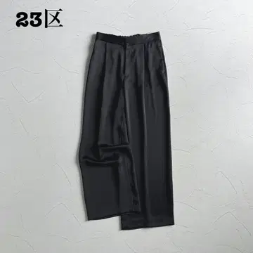 [컨디션 최상] 최근 모델 23구 드레이프 새틴 스트레치 와이드 팬츠 블랙 38