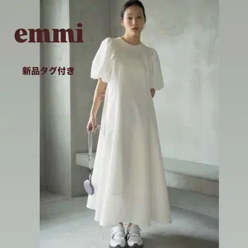 [택 포함 새상품] emmi 워셔블 퍼프 슬리브 맥시 길이 원피스