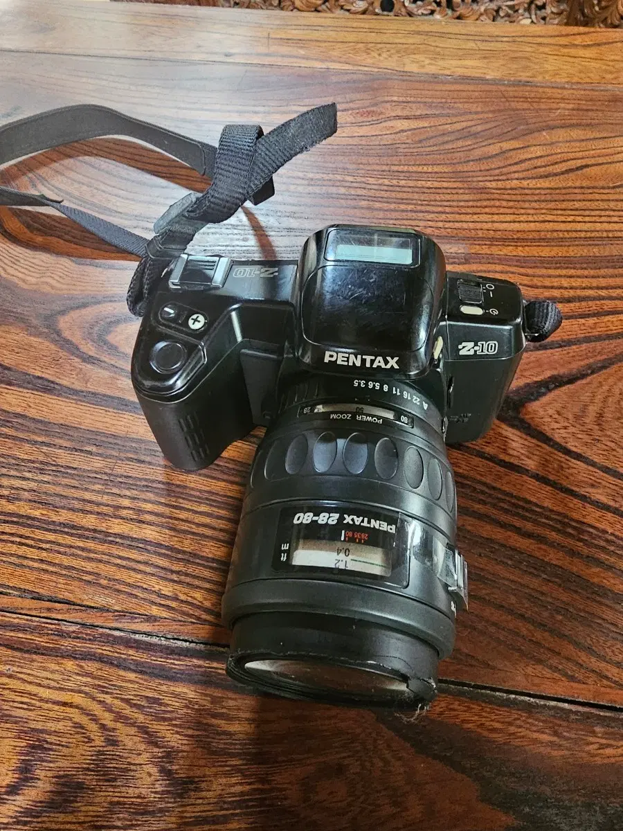 펜탁스 Z-10 카메라 28-80mm 렌즈 포함