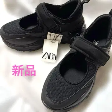 새상품*ZARA 자라 통굽 멜리 제인 플랫 스니커즈 블랙 24.5cm
