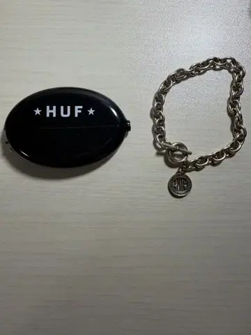 HUF 로고 참 포함 체인 팔찌 코인 케이스