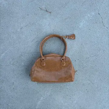 00s Archive Grunge Leather Shoulder Bag