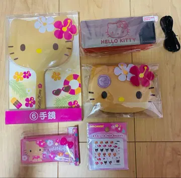 일광화상 키티 손거울 얼굴형 파우치 네일 씰 잡화 케이스 시계