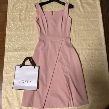 FOXEY NEW YORK 슬리브리스 원피스 핑크