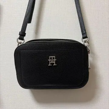 TOMMY HILFIGER 숄더백 블랙
