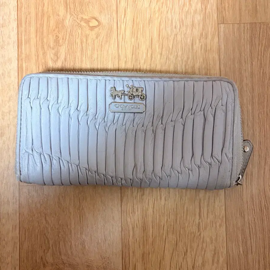 Coach 코치 셔링 장지갑 라이트 그레이