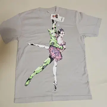 UNIQLO 킬러 퀸 T셔츠 M 사이즈