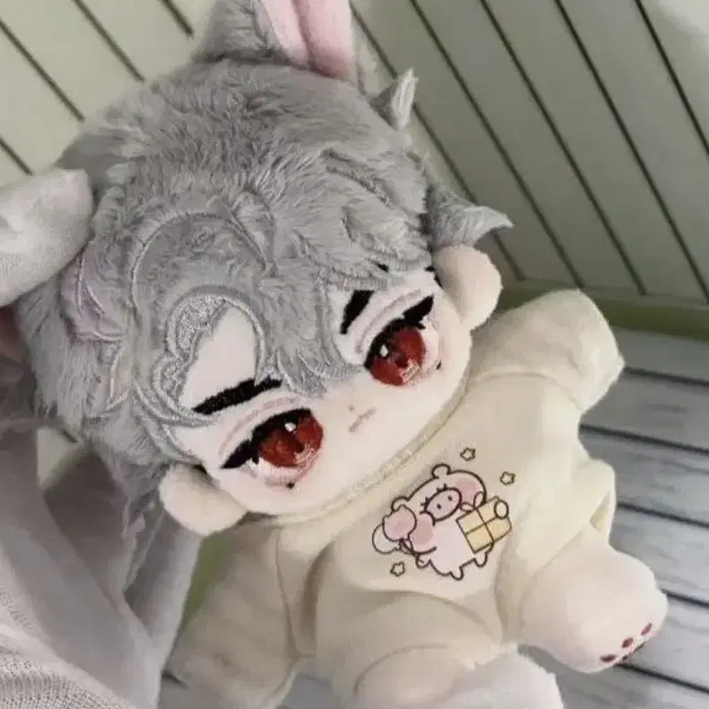 플레이브 인형