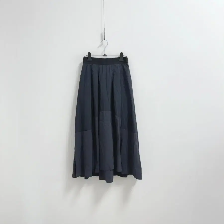 보브 A라인 스커트