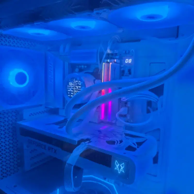 (급처) 9950X3D,5070TI 종결급 피시 팝니다. 부품 설명 보세요