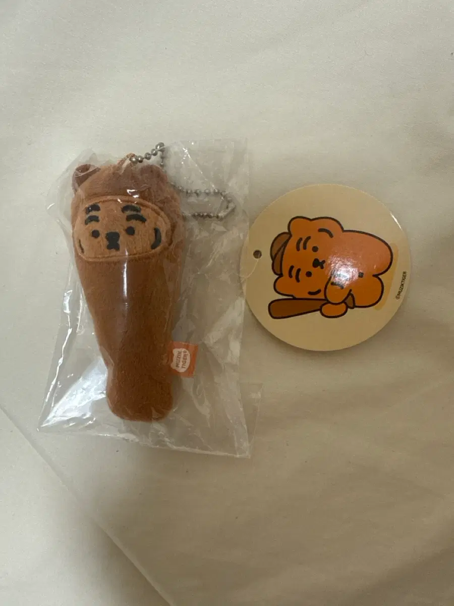 무직타이거 야구배트 인형