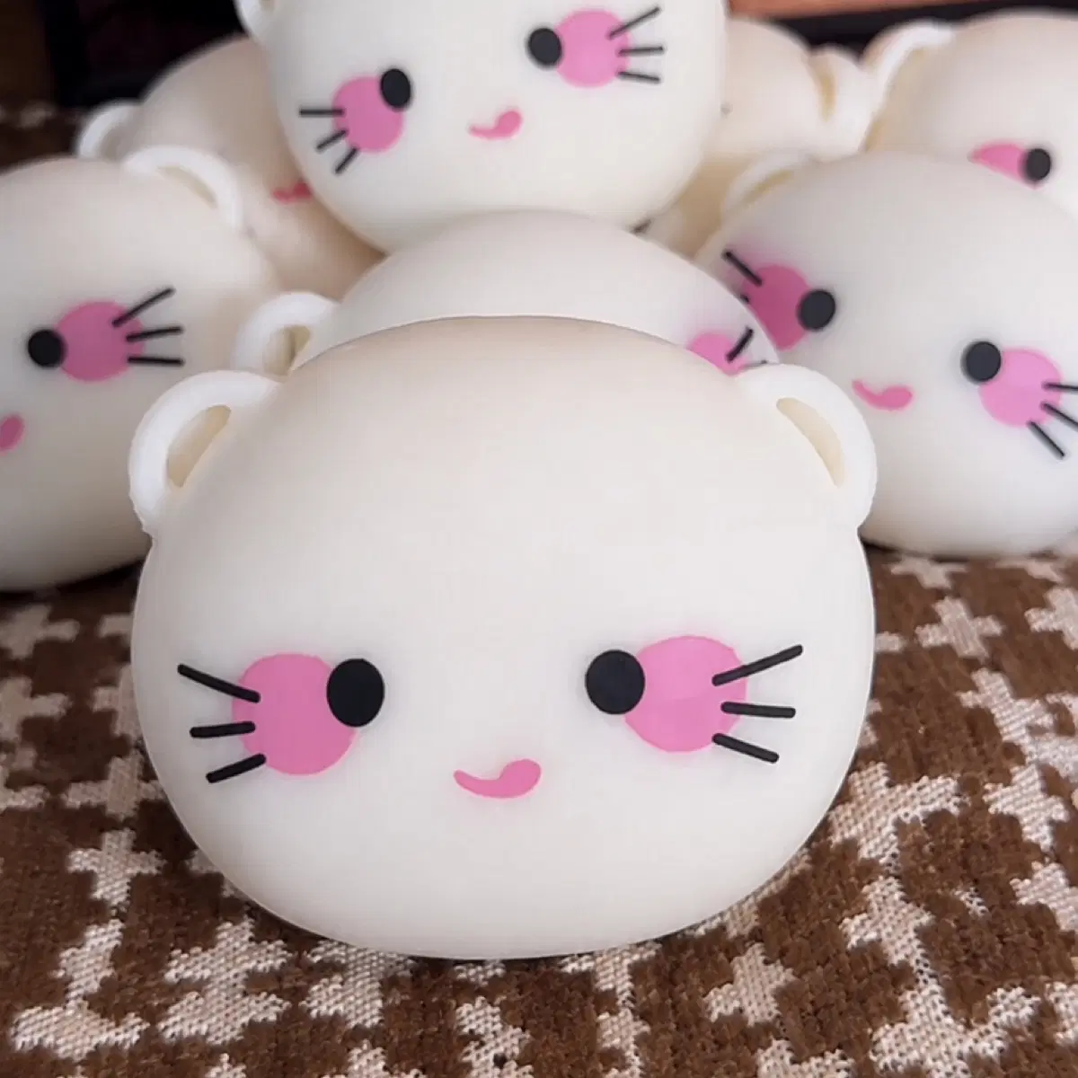 (당일발송) 하얀 고양이 크런치 슬랑이 수제 말랑이 묵쫀 얼빡냥이