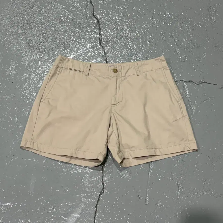 폴로 랄프로렌(PoloRalphLauren) 아이보리 우먼 코튼 치노 쇼츠