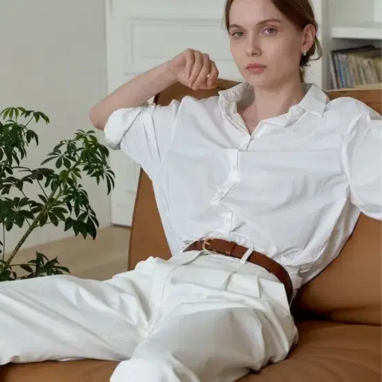 스텝어라운드 브라운 벨트 (Italy leather plain belt_BROWN)