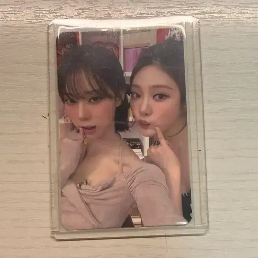 에스파 닝닝 윈터 유닛 포카 판매합니다.(네고가능)