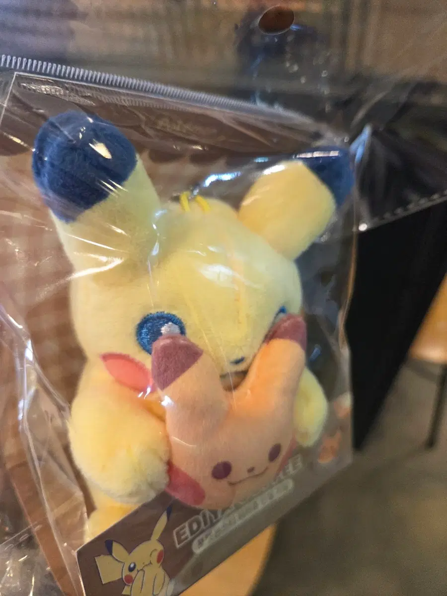 포켓몬스터 피카츄 인형 이디야 콜라보