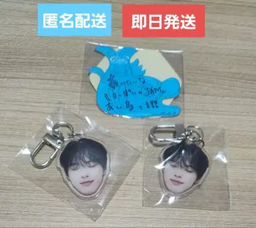 JO1 코노 준키 얼굴 아크릴 키링 감은 눈 스티커