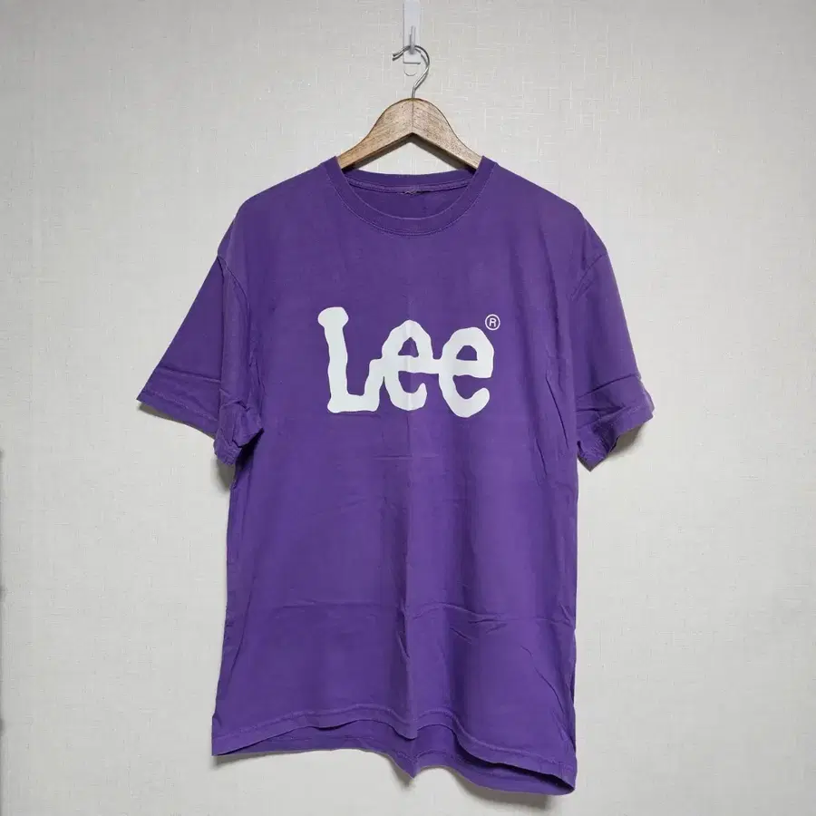Lee반팔티 105~110사이즈