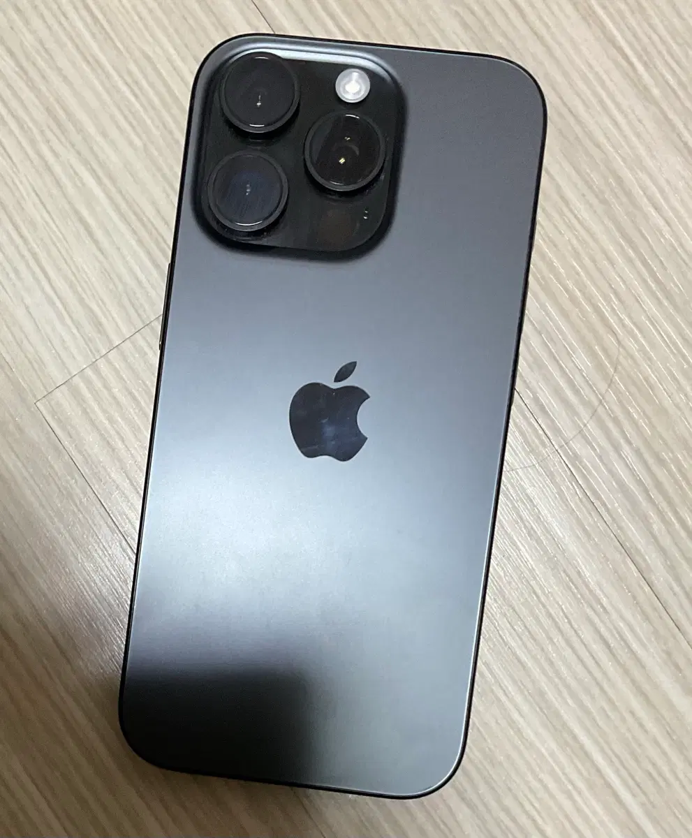 아이폰 16 프로 블랙티타늄 256GB