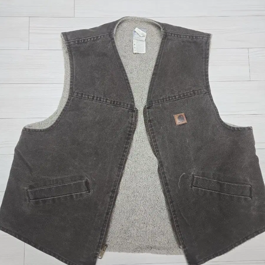 칼하트 베스트 V13 Dark Brown XL